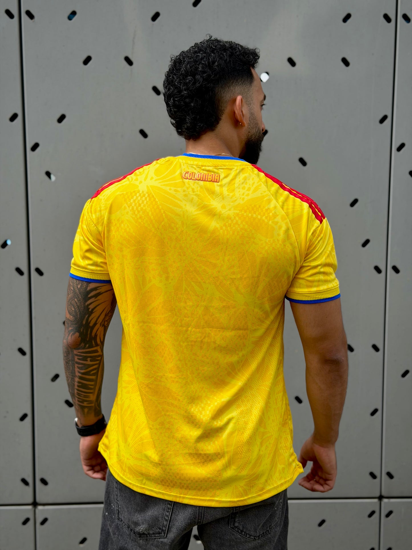 Camiseta Selección Colombia Hombre/Mujer 2026 versión jugador 1.1 premium